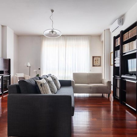 شقة Il Bilocale Con Terrazzo Dei Marchesi ميلان المظهر الخارجي الصورة